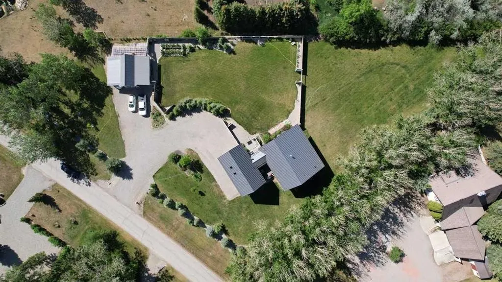 211 Moon River Drive — photo 3