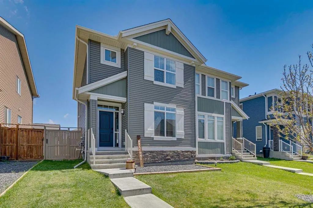 43 Willow Crescent — photo 1