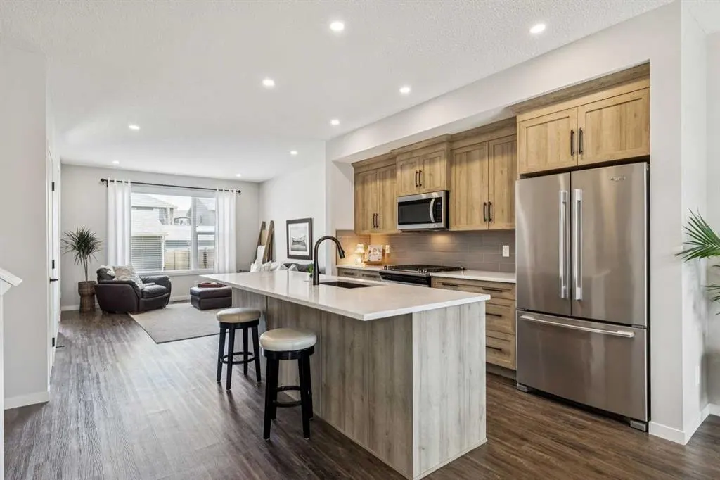 43 Willow Crescent — photo 3