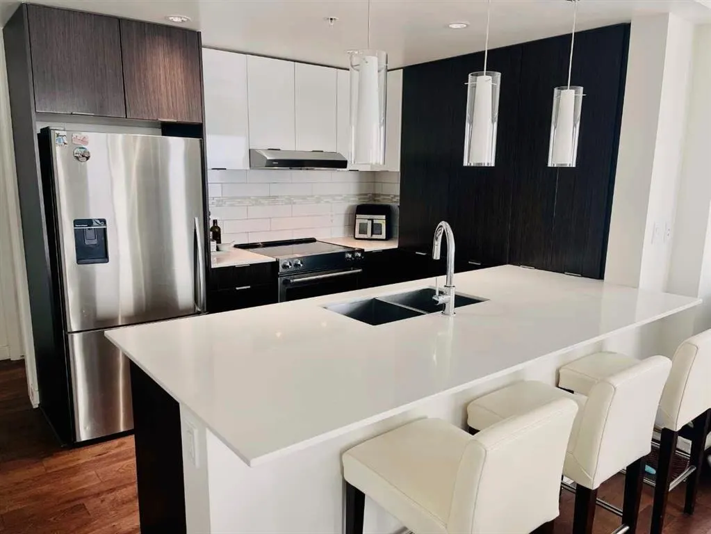 930 6 Avenue SW #3202 — photo 3