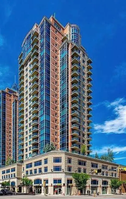910 5 Avenue SW #601 — photo 2