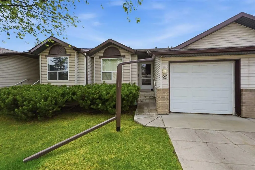 25 Tararidge Circle NE — photo 1