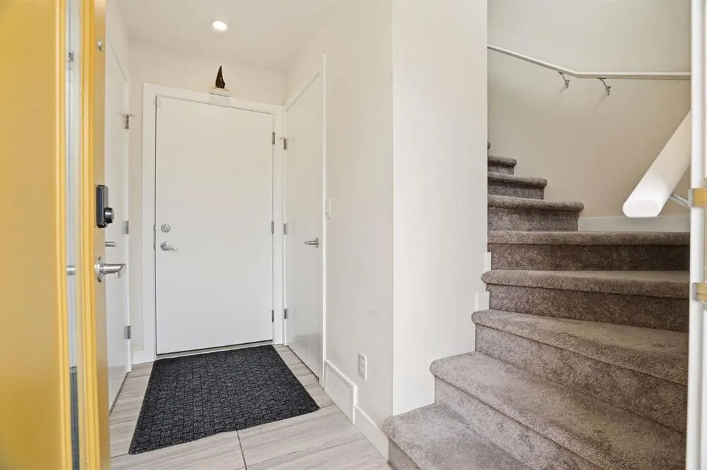 595 Evanston Link NW — photo 3