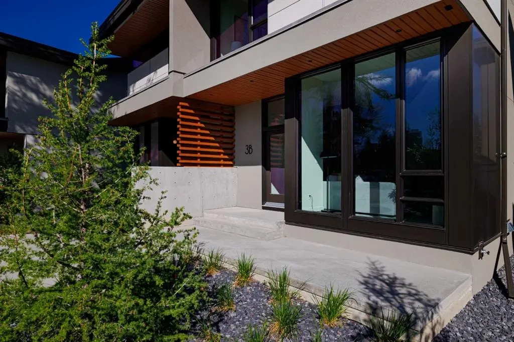 3B Willow Crescent SW — photo 3