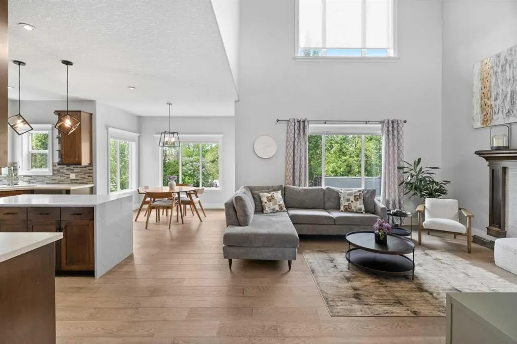 108 Coopers Grove SW — photo 3