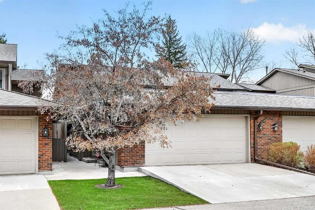 860 Midridge Drive SE #832 — photo 2