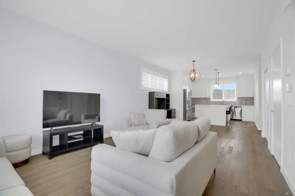 59 D'arcy Boulevard — photo 3