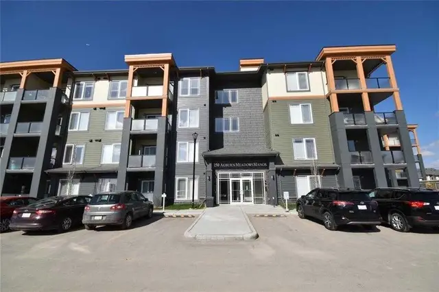 150 Auburn Meadows Manor SE #103