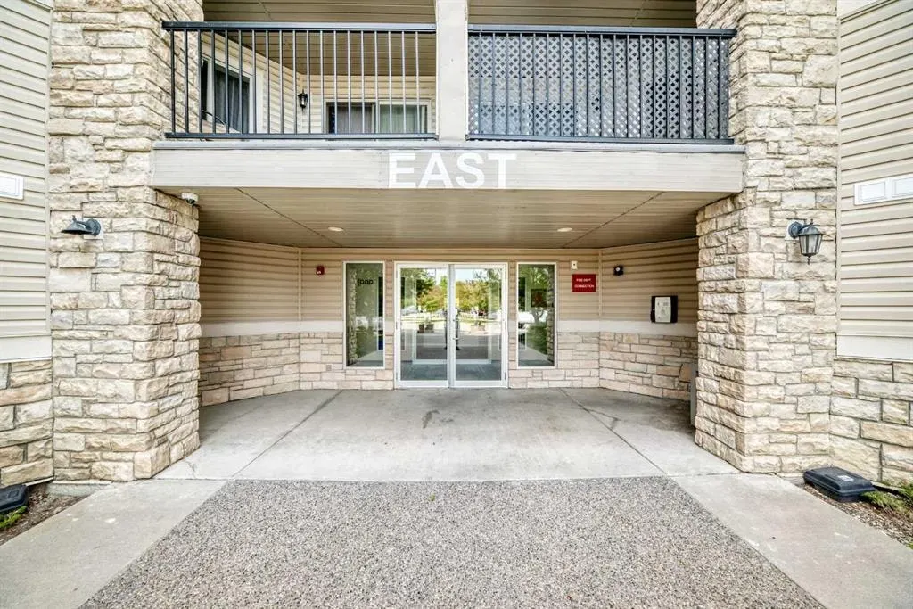 2395 Eversyde Avenue SW #1139 — photo 3