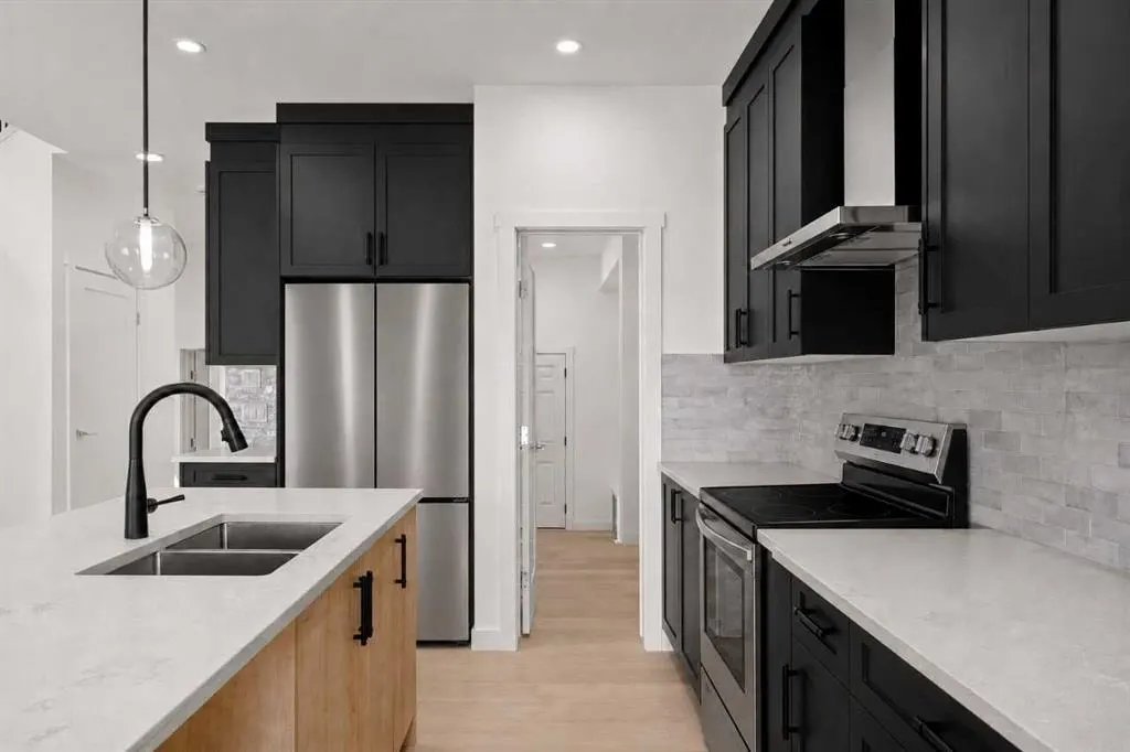 91 Heritage Manor — photo 3