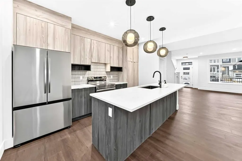 222 Greystone Boulevard — photo 1
