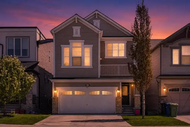 45 Cityscape View NE