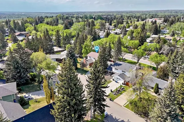 8 Varsdale Place NW