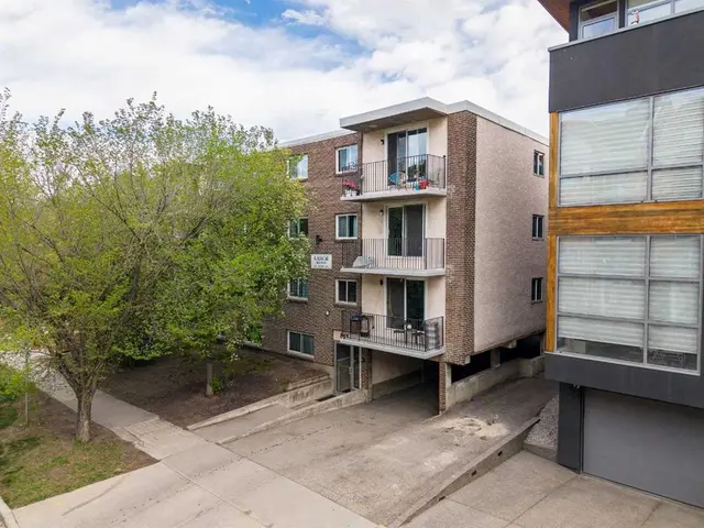 823 19 Avenue SW #202