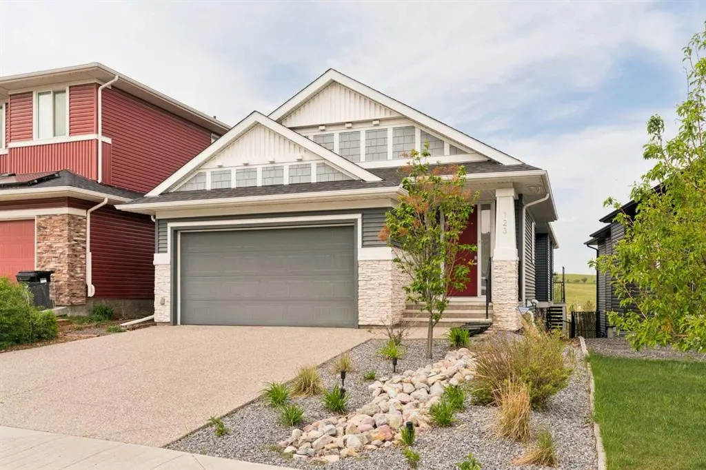 123 Crestridge Hill SW — photo 2