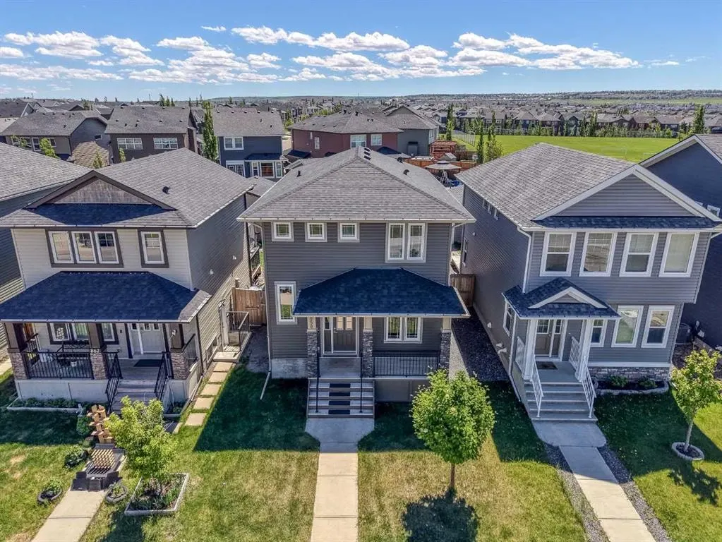 858 Evanston Drive NW — photo 3