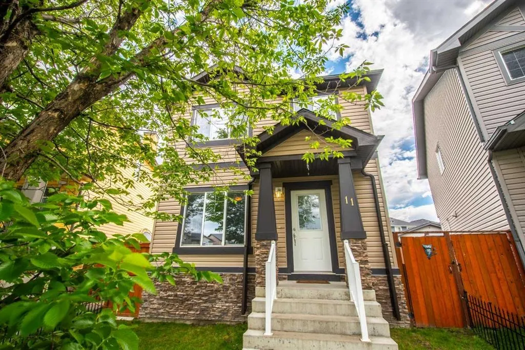 11 Saddlebrook Mews NE — photo 3