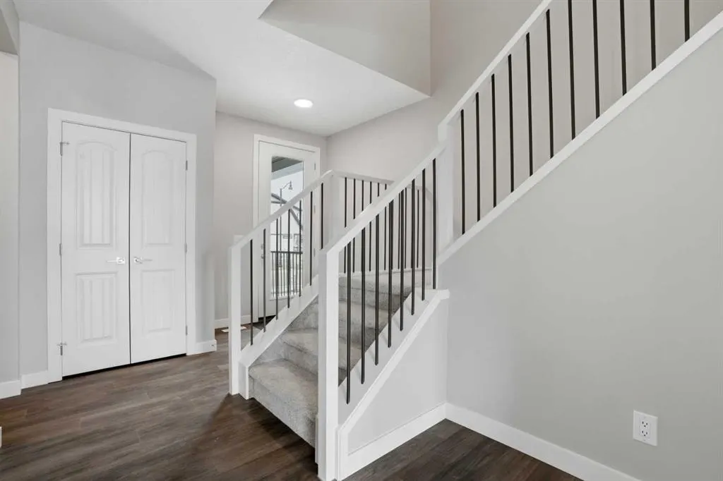 311 Dawson Dock Way — photo 2