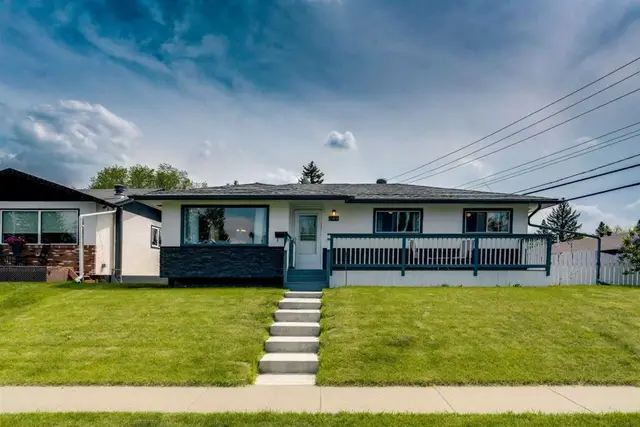 249 Acadia Drive SE