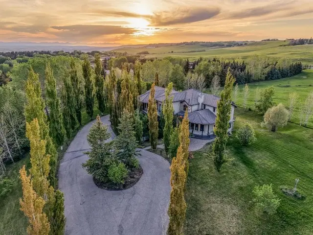 40 Blueridge Bay
