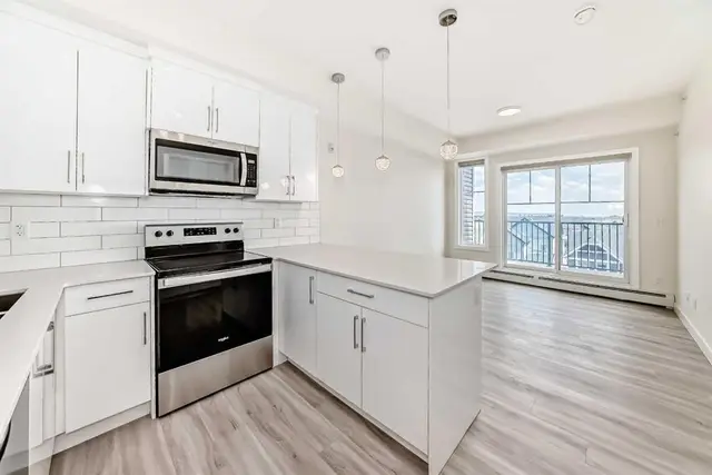 15 Skyview Point Crescent #2406