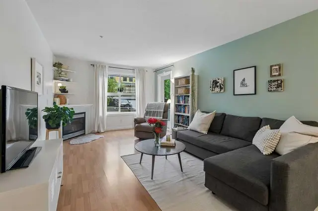 1631 28 Avenue SW #310