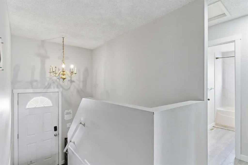 3811 14 Avenue NE — photo 3