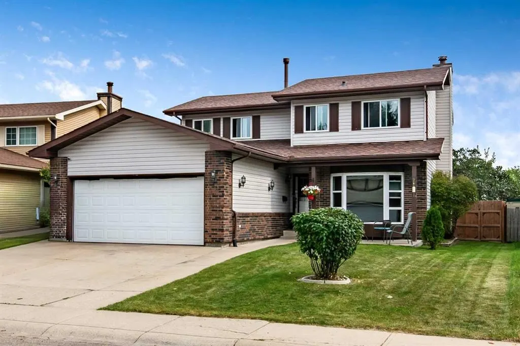 36 Millside Way SW — photo 2
