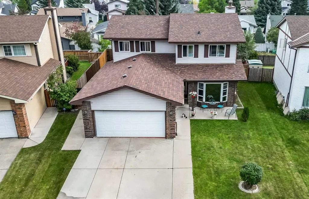 36 Millside Way SW — photo 3