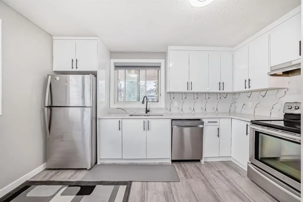 116 Pineson Place NE — photo 3