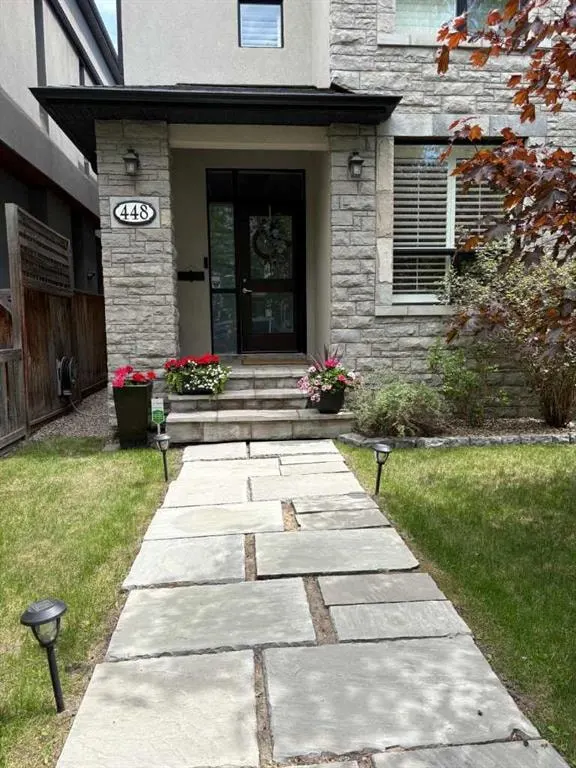 448 13 Street NW — photo 2