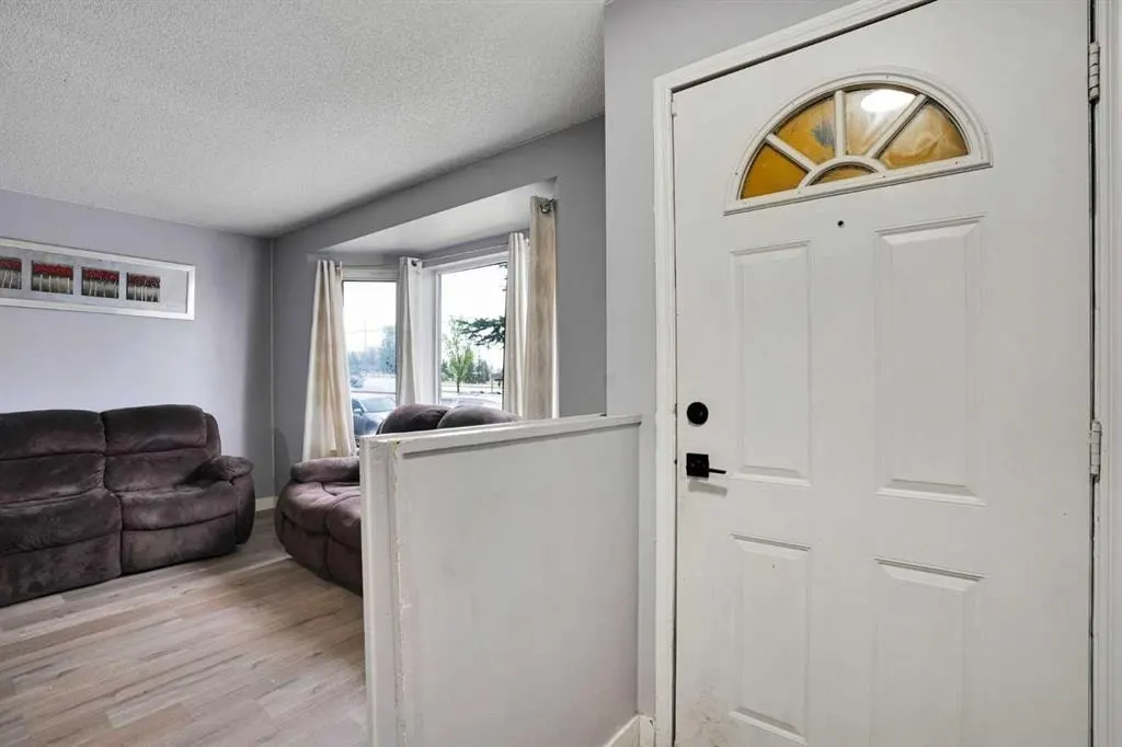133 MARTINGLEN Way NE — photo 3