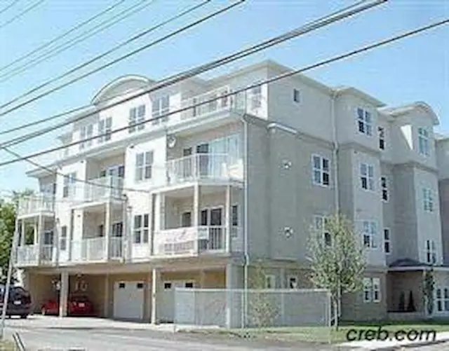 1777 1 Street NE #202