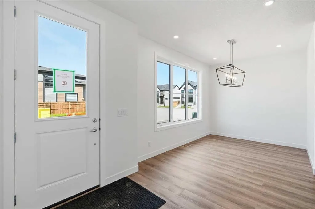 1097 Sailfin Heath — photo 3