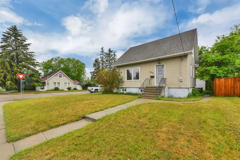 4030 51A Street — photo 2