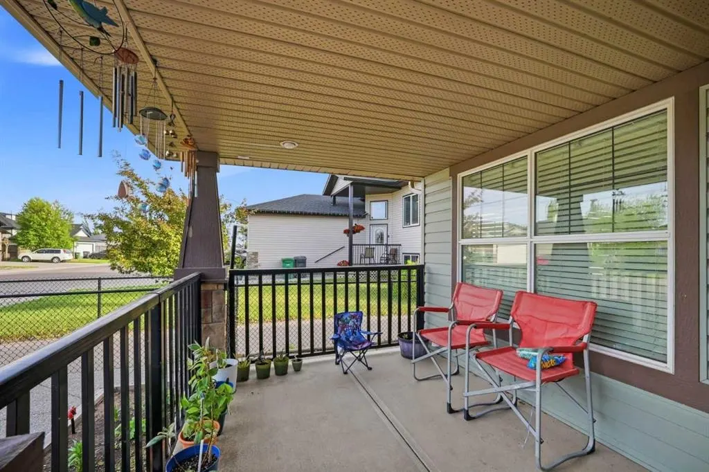 203 Hillcrest Boulevard — photo 3