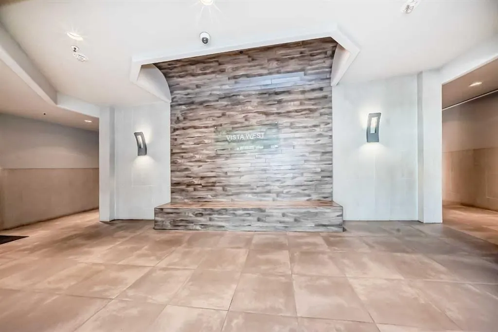 683 10 Street SW #1901 — photo 2