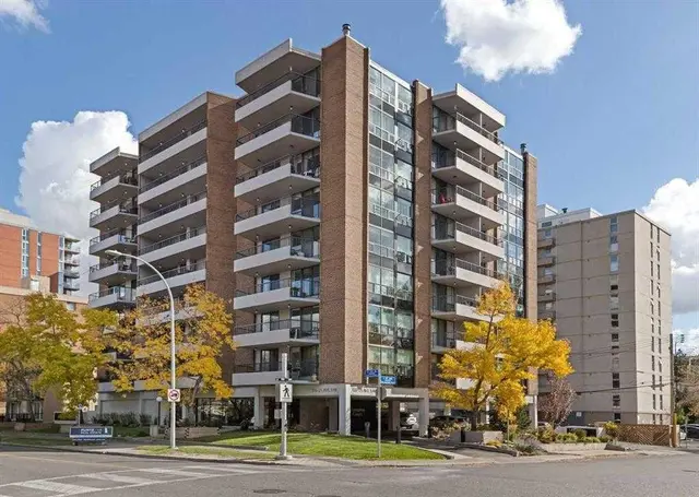 133 25 Avenue SW #6E