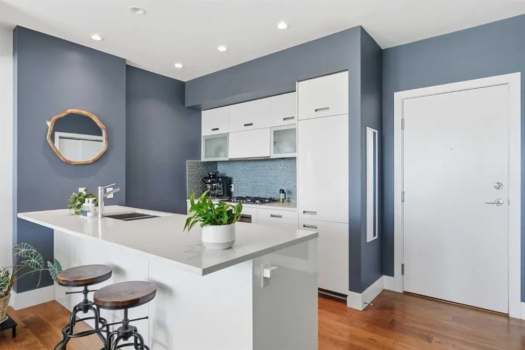 2505 17 Avenue SW #406 — photo 3