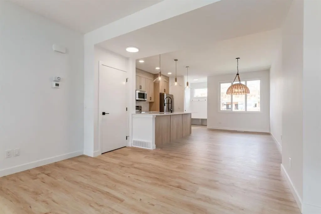 764 Sora Boulevard SE — photo 3