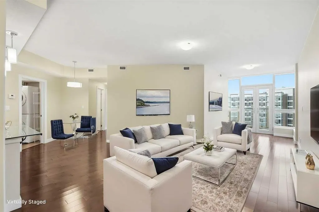 16 Varsity Estates Circle NW #701 — photo 3