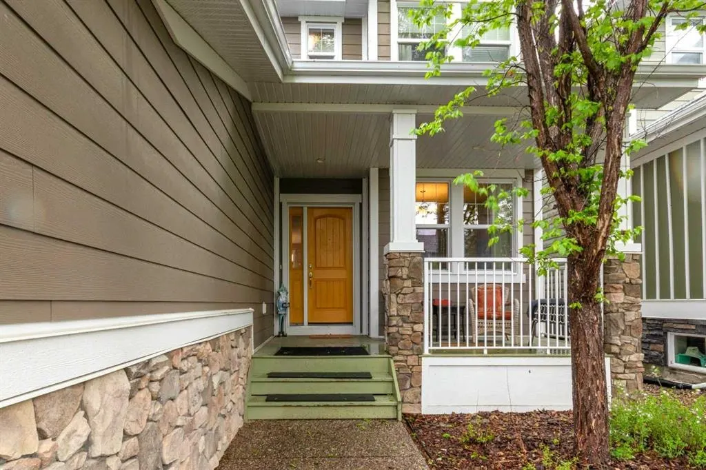 172 Ridge View Close — photo 3