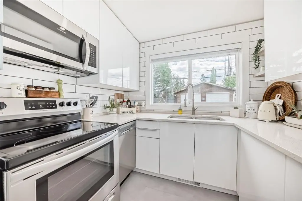 6440 4 Street NW #1 — photo 3