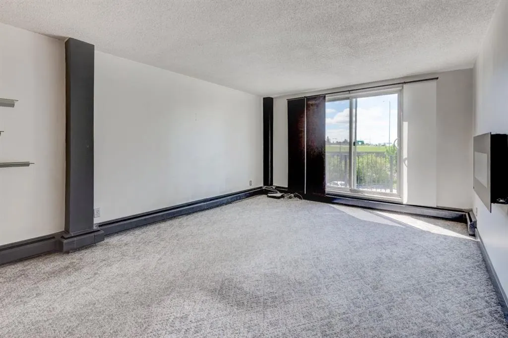 80 Galbraith Drive SW #21B — photo 2