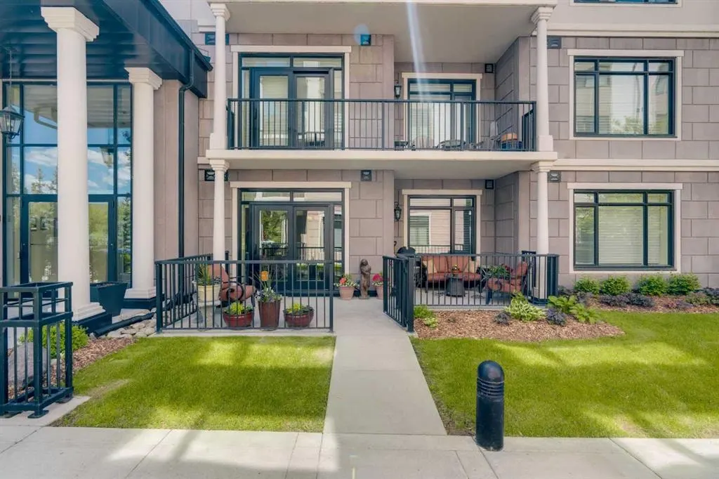 221 Quarry Way SE #104 — photo 2