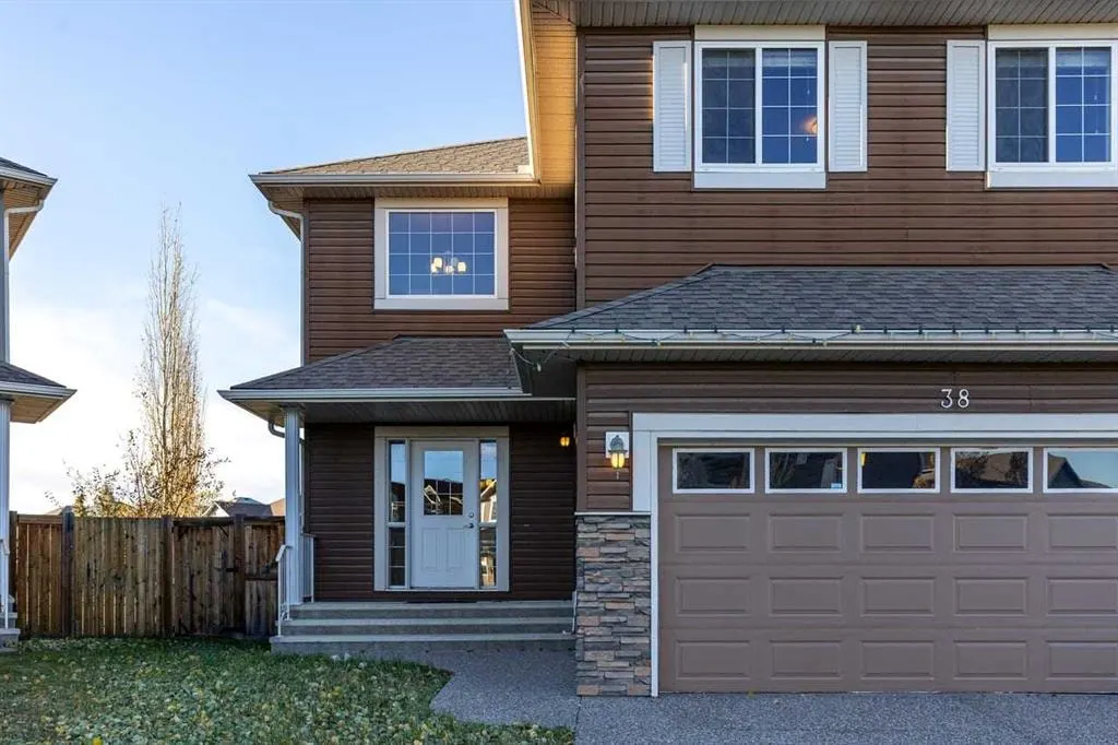 38 Everhollow Green SW — photo 2