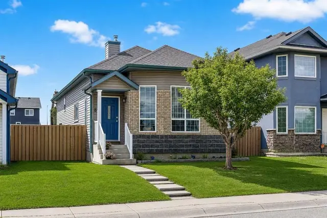 67 Saddlemead Green NE