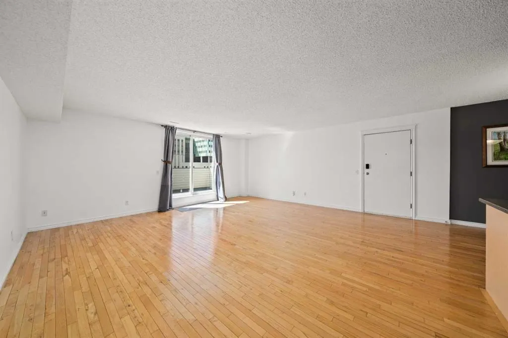 1540 29 Street NW #804 — photo 3