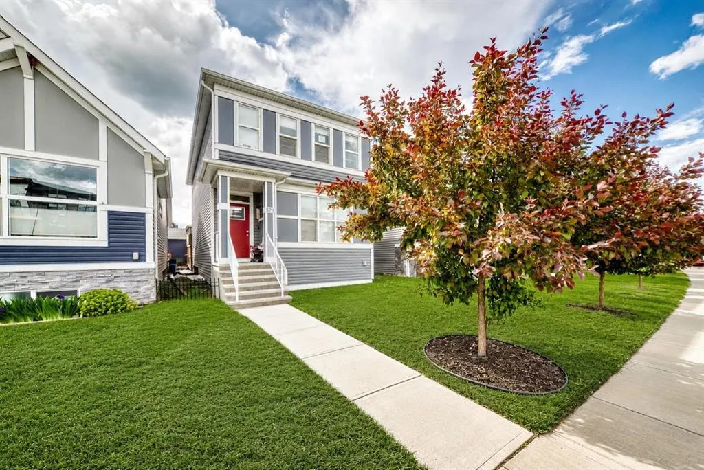 571 Seton Circle SE — photo 1