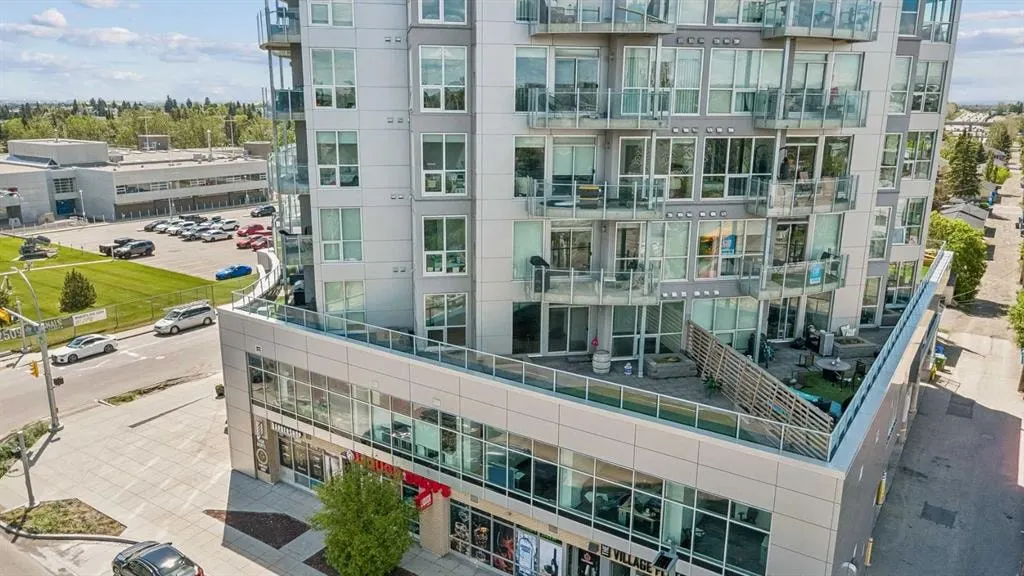 2505 17 Avenue SW #302 — photo 2